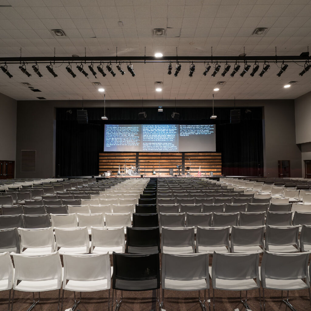 gym turned worship center for a multi purpose room design created by visioneering studios